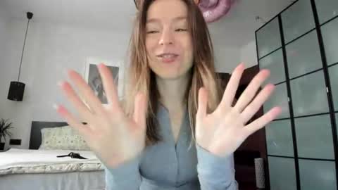 Snapshot of lil_uff chatting on July 4, 5:41 pm aka princessmaya online show from July 4, 5:41 pm