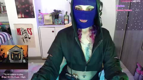 Lila online show from October 7, 12:19 am