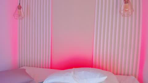 Snapshot of lila_cohen chatting on December 31, 8:56 pm L I L A online show from December 31, 8:56 pm