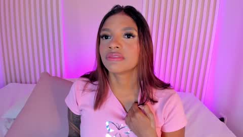 Snapshot of lila_cohen chatting on January 30, 7:59 pm L I L A online show from January 30, 7:59 pm