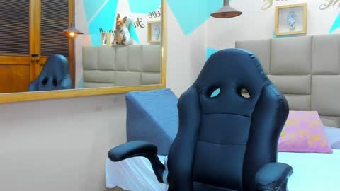 LILA online show from December 23, 7:41 pm