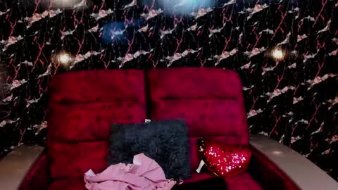 Snapshot of lila_horney chatting on April 5, 12:35 pm Lila online show from April 5, 12:35 pm
