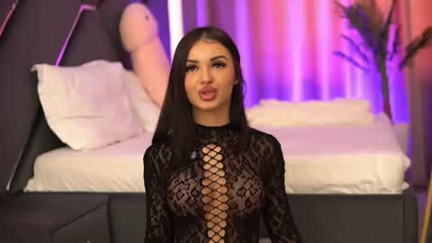 Lila The Hottie online show from June 17, 4:37 am