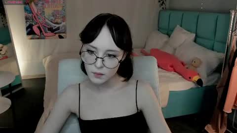 Snapshot of lilac_muse chatting on July 11, 11:13 am Lili online show from July 11, 11:13 am