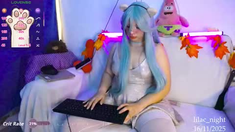 Snapshot of lilac_night chatting on November 16, 2:11 pm Jen online show from November 16, 2:11 pm