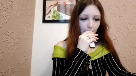 lilaheckenberg online show from March 8, 1:04 pm