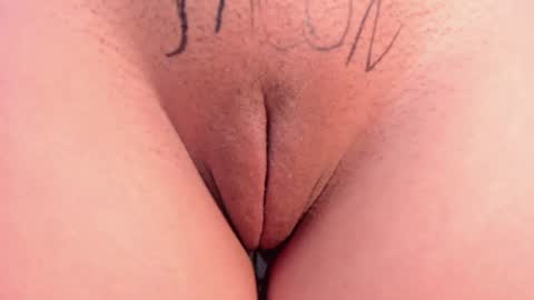 Snapshot of lilawest chatting on January 25, 11:22 pm Lila West online show from January 25, 11:22 pm