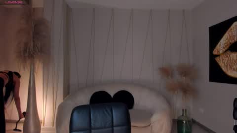 Snapshot of lilawest chatting on October 9, 10:46 am Lila West online show from October 9, 10:46 am