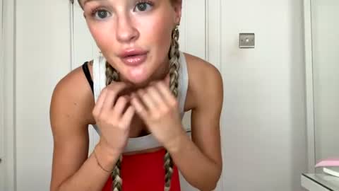Lila online show from June 26, 2:10 pm
