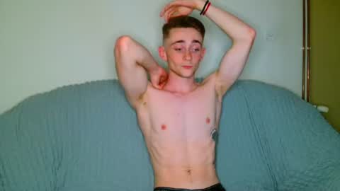 lilbearxxxx online show from August 4, 5:37 pm