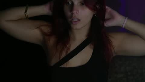 Snapshot of lilbeccaxo chatting on December 4, 4:54 am Rebecca online show from December 4, 4:54 am