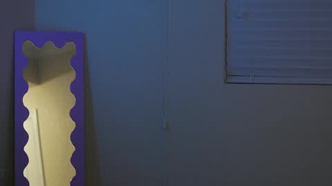 Snapshot of lilbeccaxo chatting on December 17, 6:13 am Rebecca online show from December 17, 6:13 am