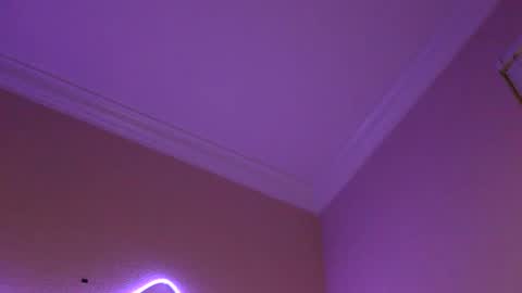 Snapshot of lilbeccaxo chatting on February 26, 8:15 am Rebecca online show from February 26, 8:15 am