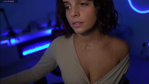 Snapshot of lilbeccaxo chatting on July 7, 7:07 pm Rebecca online show from July 7, 7:07 pm