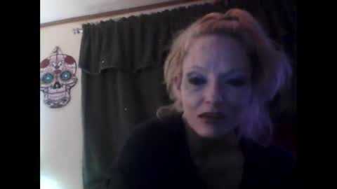 Snapshot of lilbit4u chatting on January 8, 3:40 am lilbit4u online show from January 8, 3:40 am
