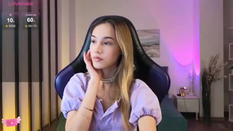 Snapshot of lilcatalia chatting on November 11, 10:59 am Hi im Yuki online show from November 11, 10:59 am