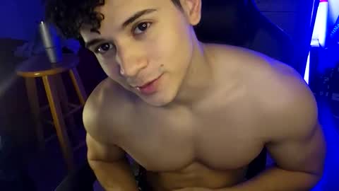 Snapshot of lilhotnando chatting on March 29, 3:06 am Fernando online show from March 29, 3:06 am
