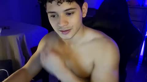 Snapshot of lilhotnando chatting on April 24, 3:20 am Fernando online show from April 24, 3:20 am