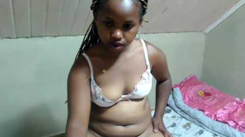 Snapshot of liliahsexie chatting on January 20, 10:37 pm liliah online show from January 20, 10:37 pm