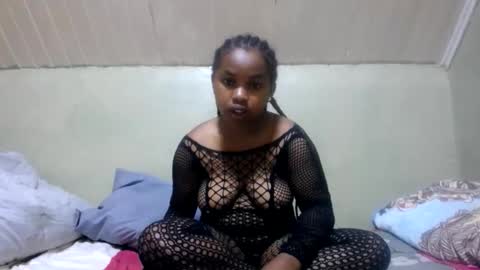 liliah online show from May 20, 2:40 am