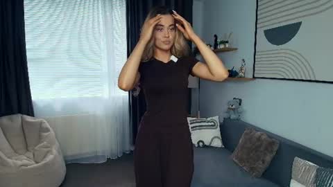 Melisa online show from June 25, 10:53 am