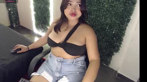 liliana online show from January 14, 7:30 pm