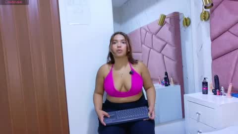 liliana online show from May 19, 8:26 pm