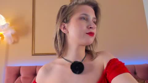 Lilian  online show from June 25, 1:38 am