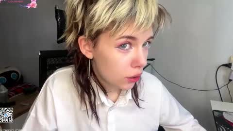 Lilian online show from February 7, 7:12 am