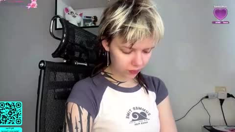 Lilian online show from February 21, 7:09 am