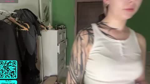 Snapshot of liliandaniels chatting on July 31, 7:19 am Lilian online show from July 31, 7:19 am