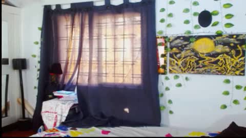 Snapshot of liliandoll chatting on February 4, 9:20 pm yesica online show from February 4, 9:20 pm