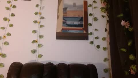 Snapshot of liliandoll chatting on October 23, 8:51 pm yesica online show from October 23, 8:51 pm