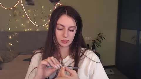 Snapshot of liliatlu chatting on November 13, 10:52 pm Lilu online show from November 13, 10:52 pm