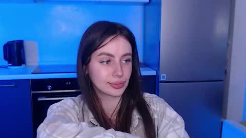 Snapshot of liliatlu chatting on February 1, 1:26 am Lilu online show from February 1, 1:26 am