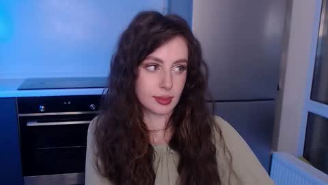 Snapshot of liliatlu chatting on February 4, 9:20 pm Lilu online show from February 4, 9:20 pm