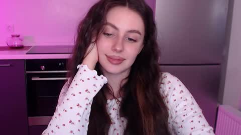 Snapshot of liliatlu chatting on February 7, 11:30 pm Lilu online show from February 7, 11:30 pm