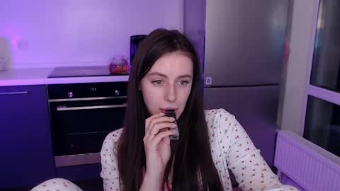 Snapshot of liliatlu chatting on March 10, 11:21 pm Lilu online show from March 10, 11:21 pm