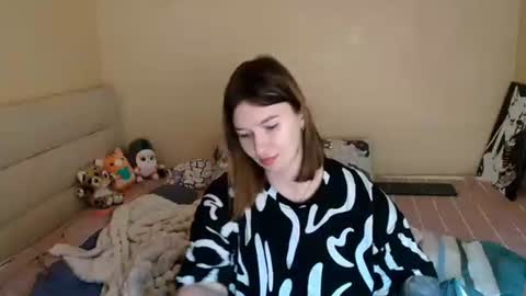 liliawoolf online show from September 30, 5:18 pm