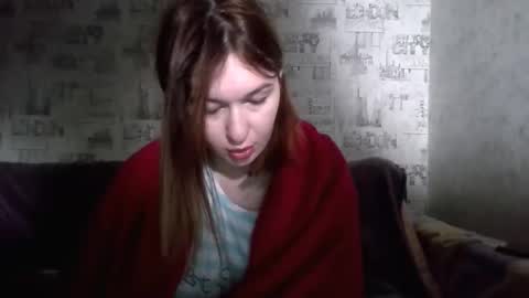 liliawoolf online show from October 4, 6:22 am