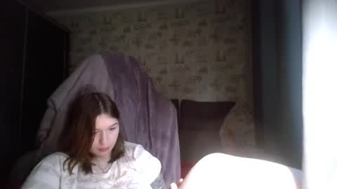 liliawoolf online show from November 9, 6:23 am