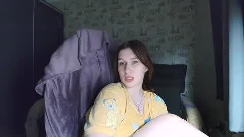 liliawoolf online show from December 17, 6:14 pm