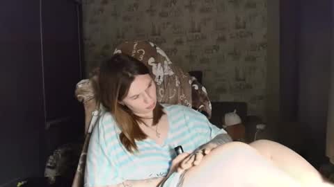 liliawoolf online show from February 18, 5:20 pm