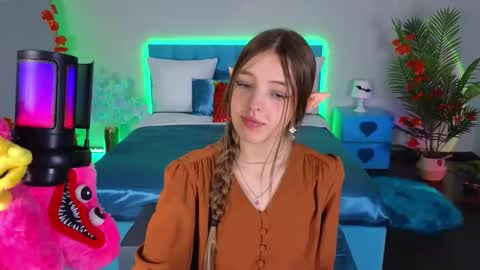 Snapshot of lilibakery chatting on November 1, 3:30 am Lili Bakery online show from November 1, 3:30 am