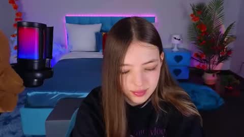 Snapshot of lilibakery chatting on November 3, 3:41 am Lili Bakery online show from November 3, 3:41 am