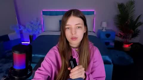 Snapshot of lilibakery chatting on November 18, 2:06 am Lili Bakery online show from November 18, 2:06 am