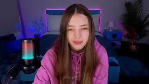 Snapshot of lilibakery chatting on November 21, 2:43 am Lili Bakery online show from November 21, 2:43 am