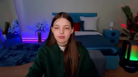 Lili Bakery online show from May 1, 4:28 am