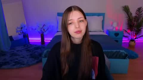 Lili Bakery online show from June 15, 2:36 am