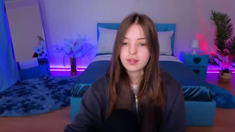 Lili Bakery online show from June 26, 2:38 am